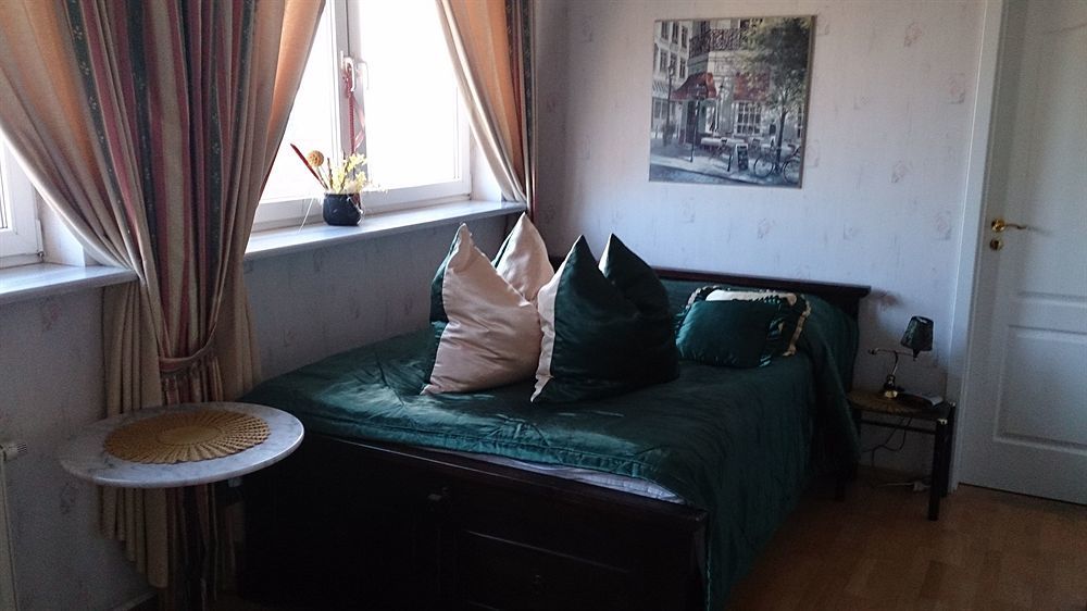 Babka Tower Suites - Apartments, Rooms Варшава Экстерьер фото